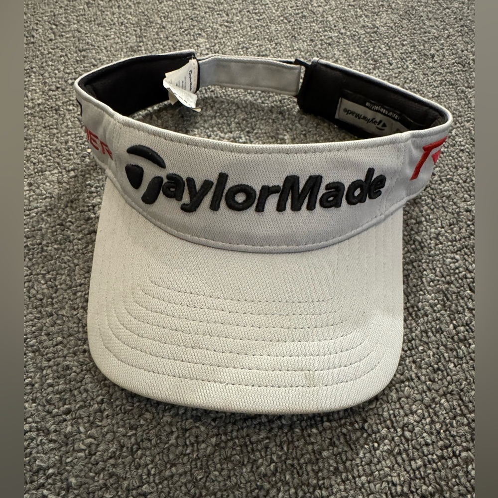 TaylorMade men's adjustable golf visor